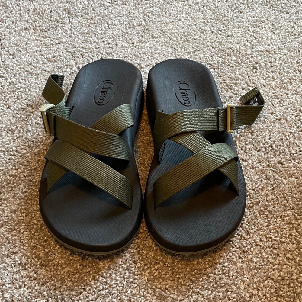Chaco Men’s Sandals - Olive and Black - NWOT